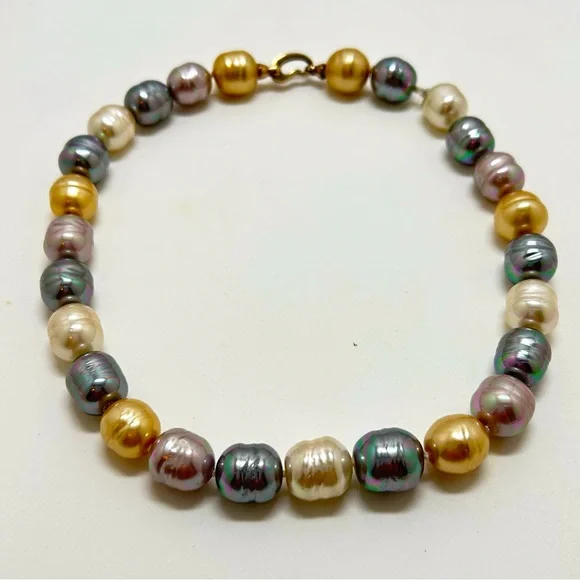 Majorica, Agora Multicolored Pearl Necklace - Picture 5 of 6